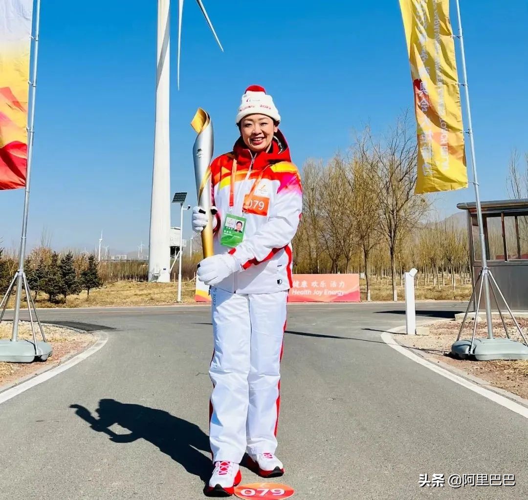 1648431056133177.jpg 5e7e1ef8c4c1438983bccb056ca2d966.jpg