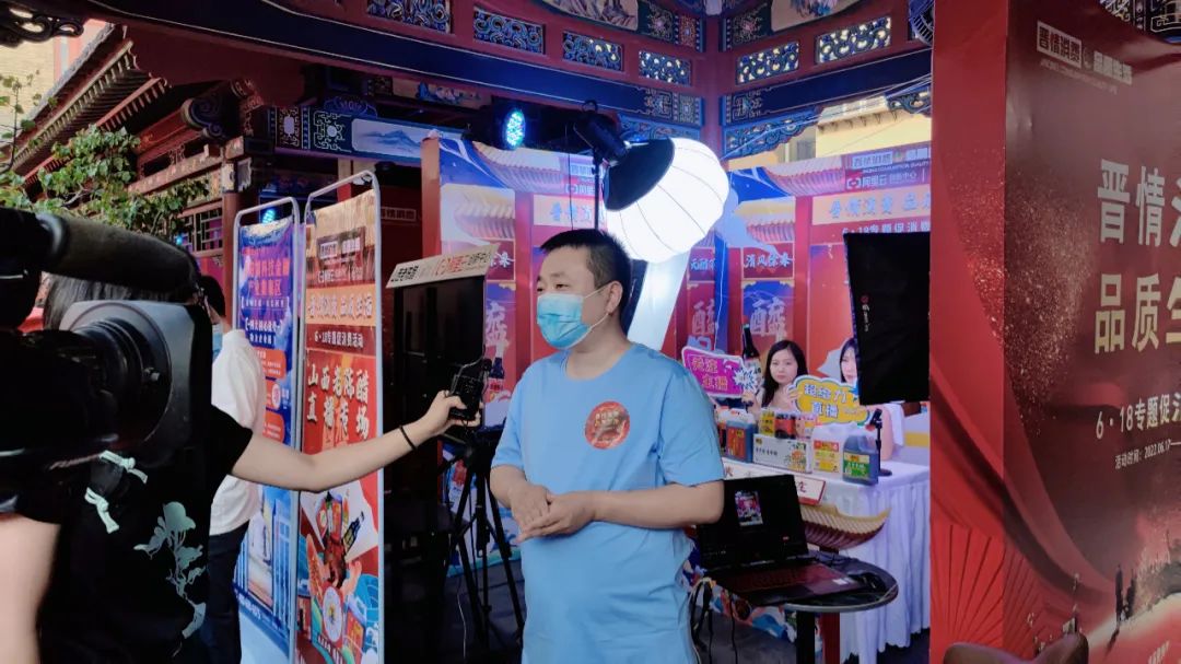 1655774985758272.jpg 88.jpg