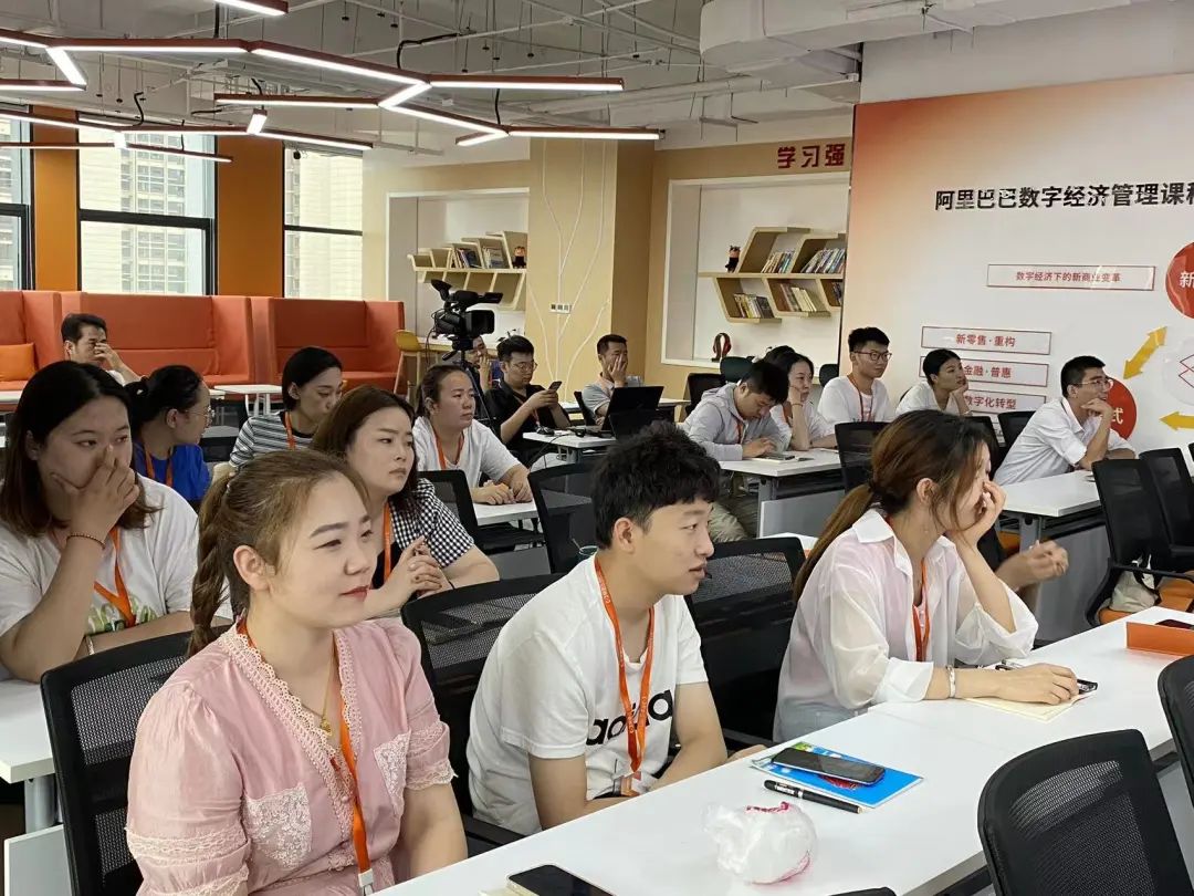 1658109230861026.jpg 640.jpg